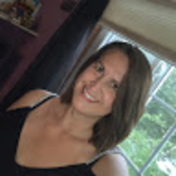 Meet your Posher, Nancy - Picture 2 of 2